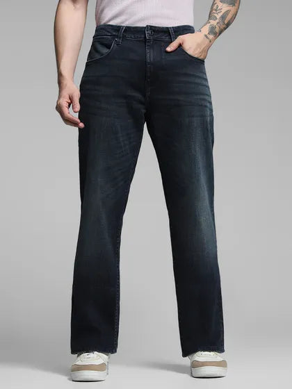 Men Relaxed Drip Faded Jeans