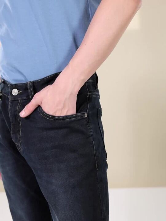 Men Relaxed Drip Faded Jeans